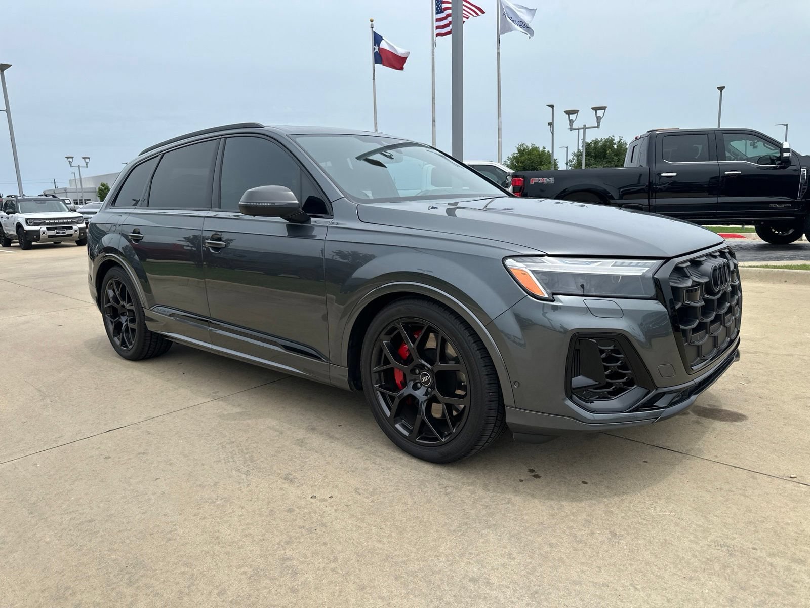 Used 2025 Audi SQ7 Prestige w/ Prestige Package AWD/4WD image 7