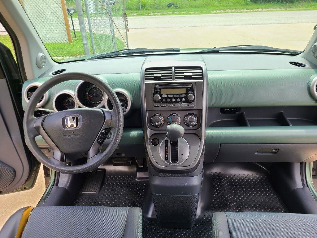 Used 2005 Honda Element EX image 18