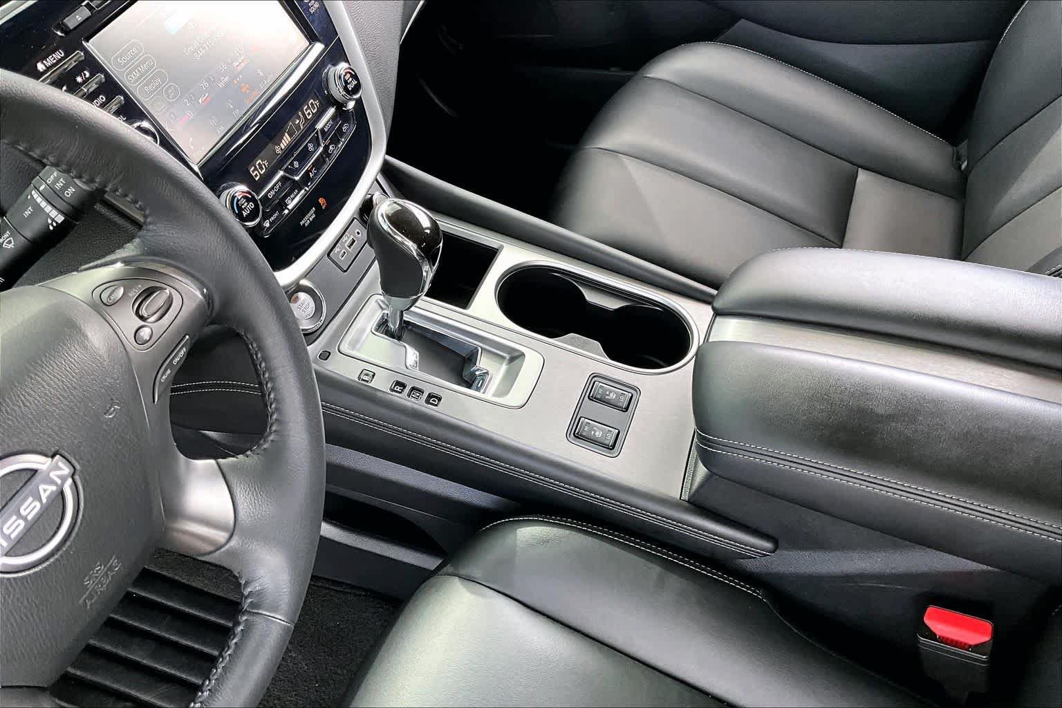Used 2023 Nissan Murano SV w/ SV Midnight Edition Package FWD image 17