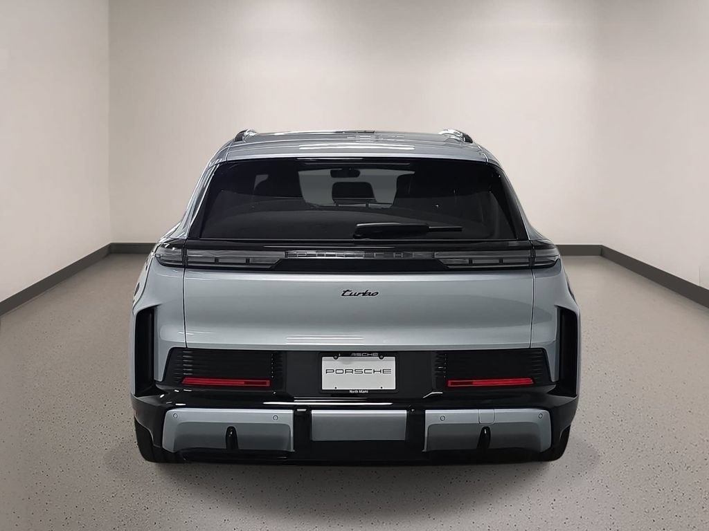 New 2026 Porsche Cayenne Turbo AWD/4WD image 6