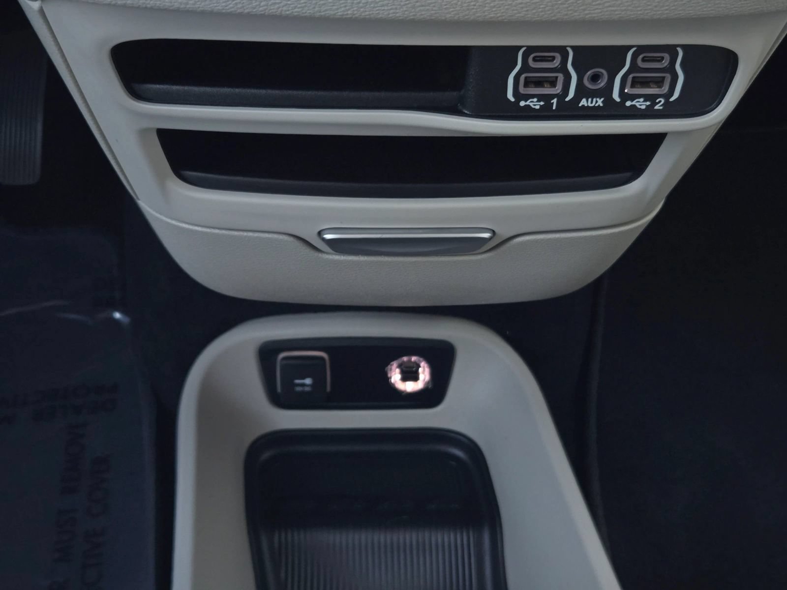 Used 2021 Chrysler Pacifica Touring-L w/ Premium & Safety Sphere Group AWD/4WD image 31