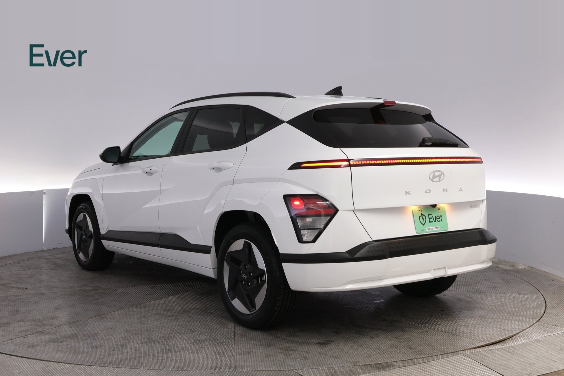 Used 2024 Hyundai Kona SEL FWD image 17