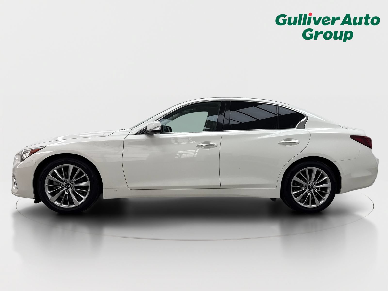 Used 2021 INFINITI Q50 Luxe RWD image 3