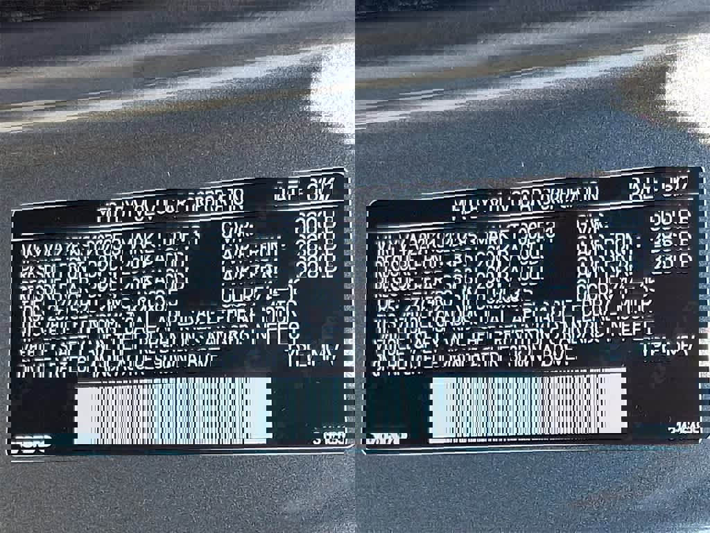 Used 2018 Volvo XC90 T6 Momentum w/ Convenience Package image 26