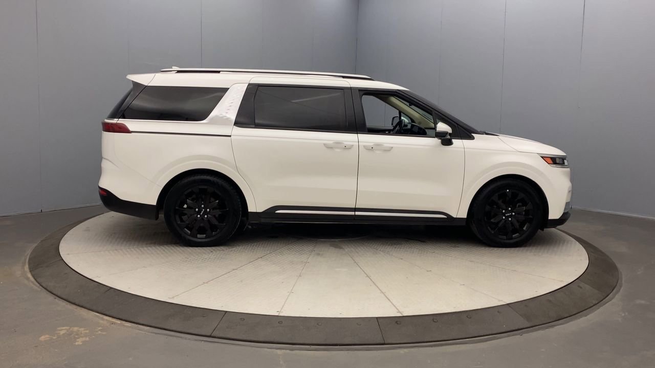 Used 2022 Kia Carnival SX Prestige FWD image 6