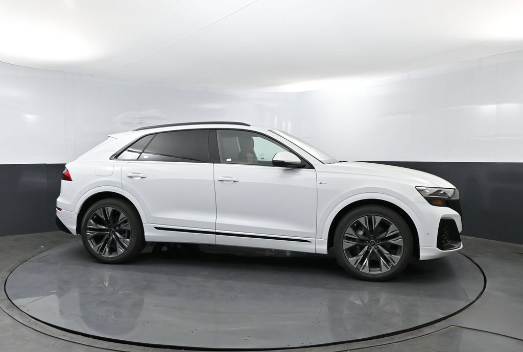 New 2026 Audi Q8 Premium Plus AWD/4WD image 4