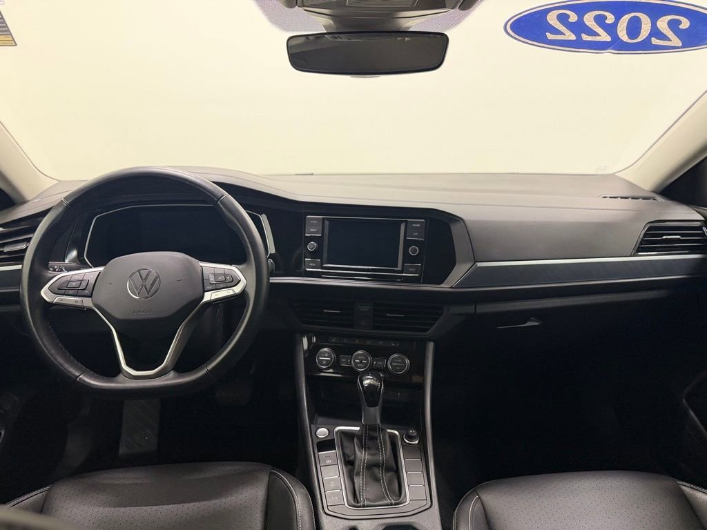 Used 2022 Volkswagen Jetta SE image 13