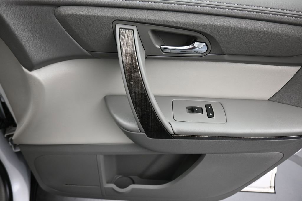 Used 2017 GMC Acadia Limited SLT AWD/4WD image 41