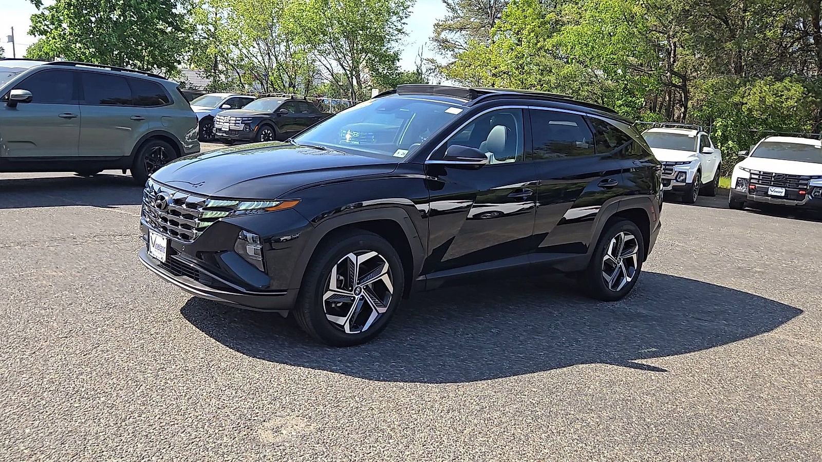 Certified 2023 Hyundai Tucson Limited AWD/4WD image 4
