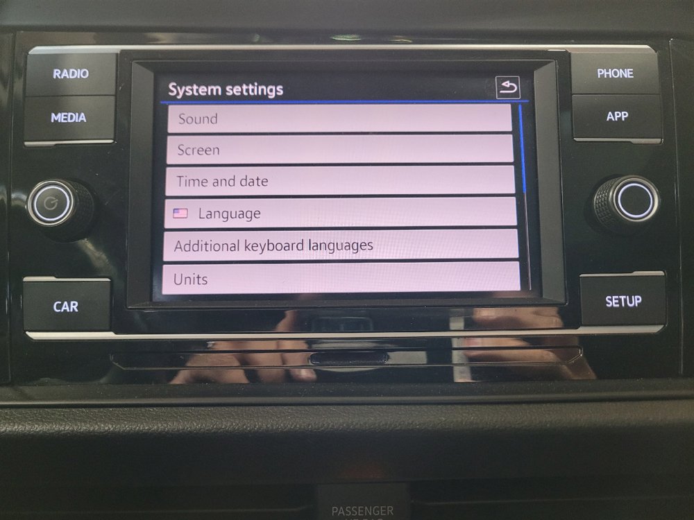 Used 2019 Volkswagen Jetta SE FWD image 25