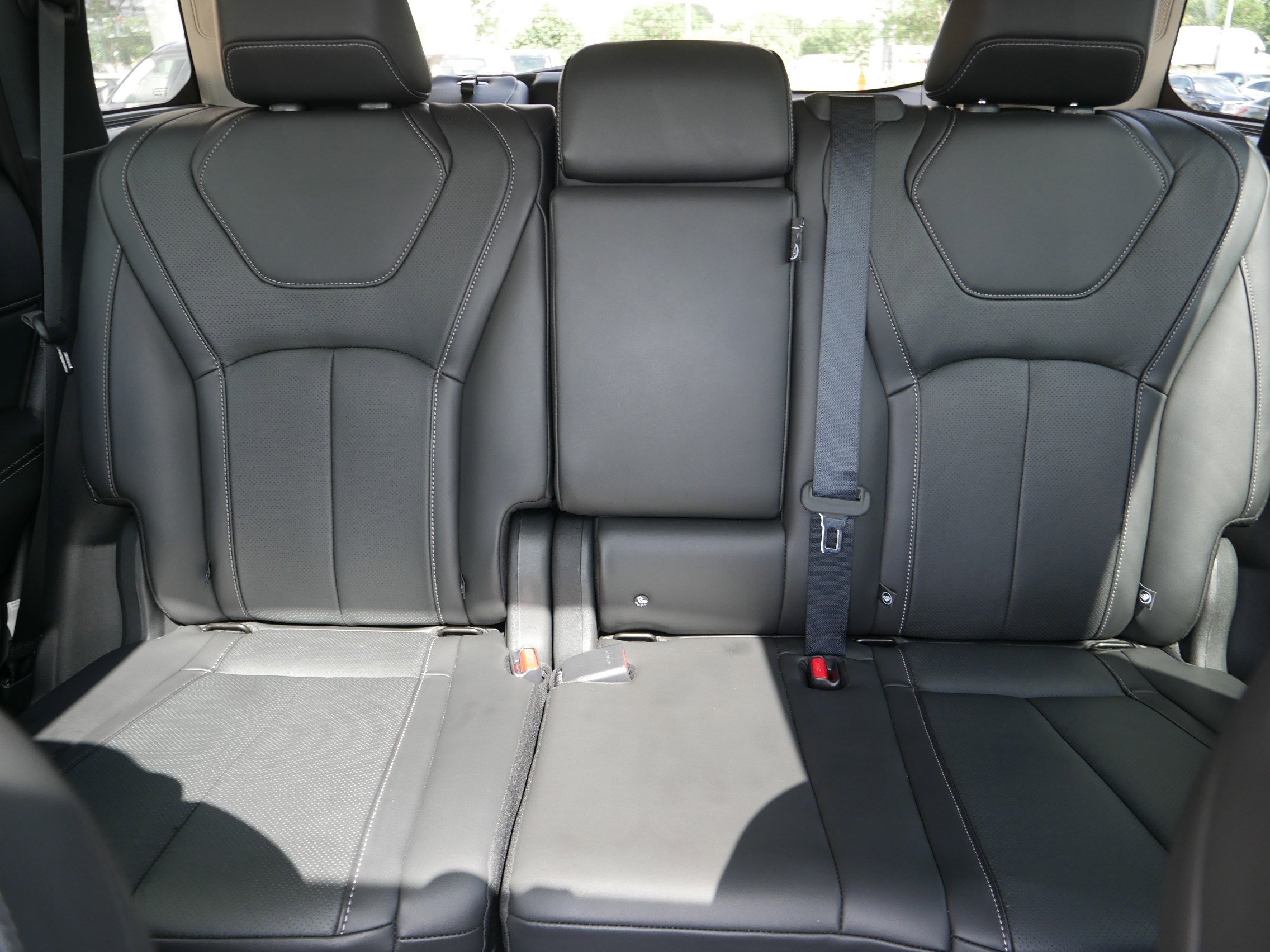 Certified 2024 INFINITI QX60 Sensory w/ Vision Package image 13