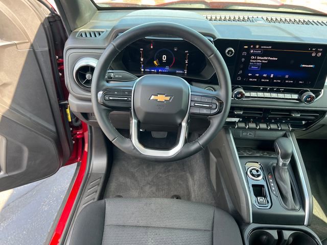 Used 2023 Chevrolet Colorado LT w/ LT Convenience Package AWD/4WD image 15