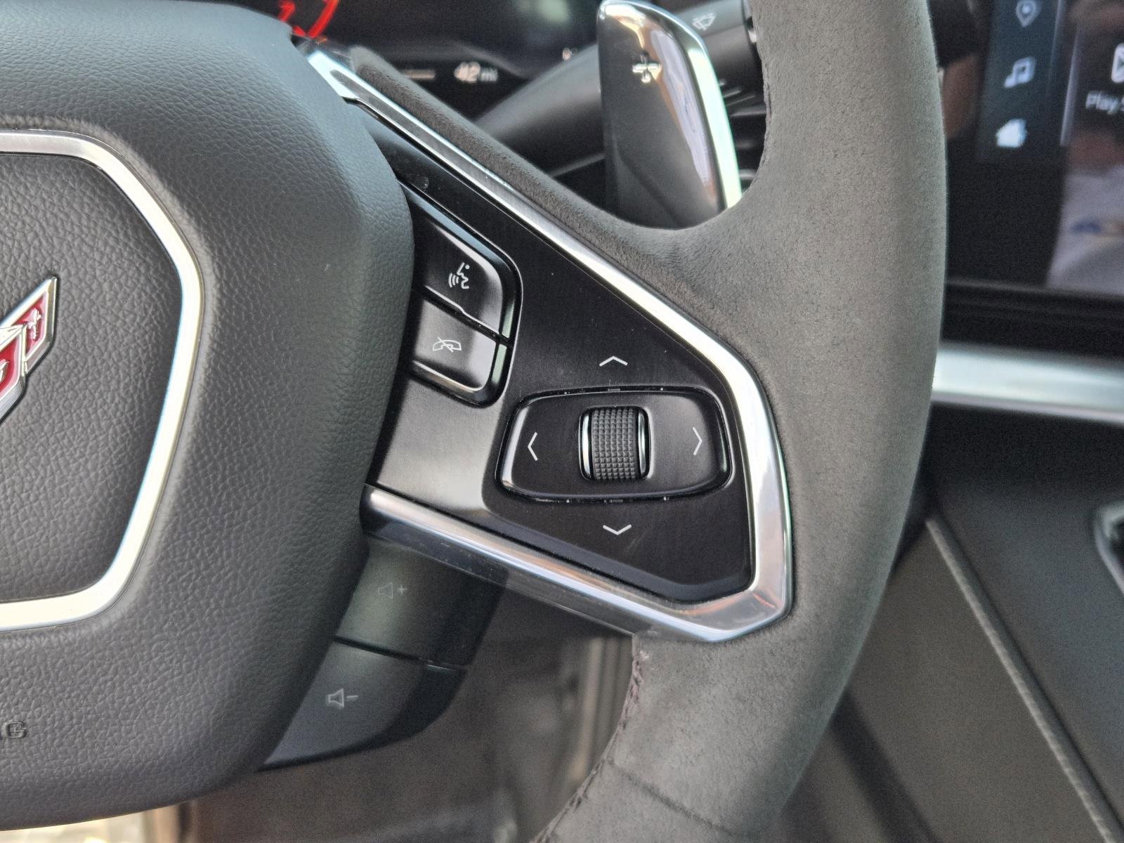 Used 2024 Chevrolet Corvette Stingray Coupe w/ 1LT image 17