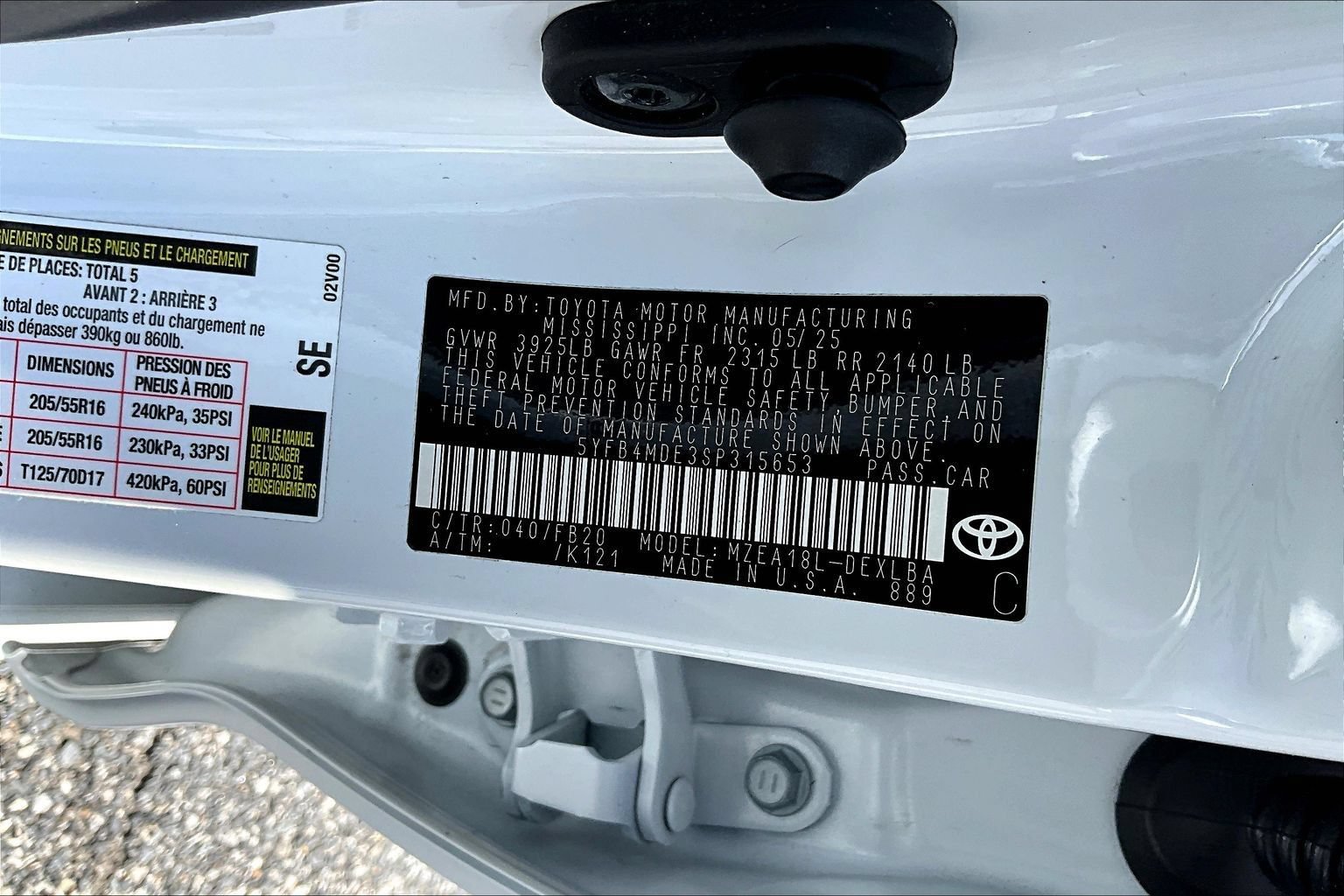 Used 2025 Toyota Corolla LE FWD image 17