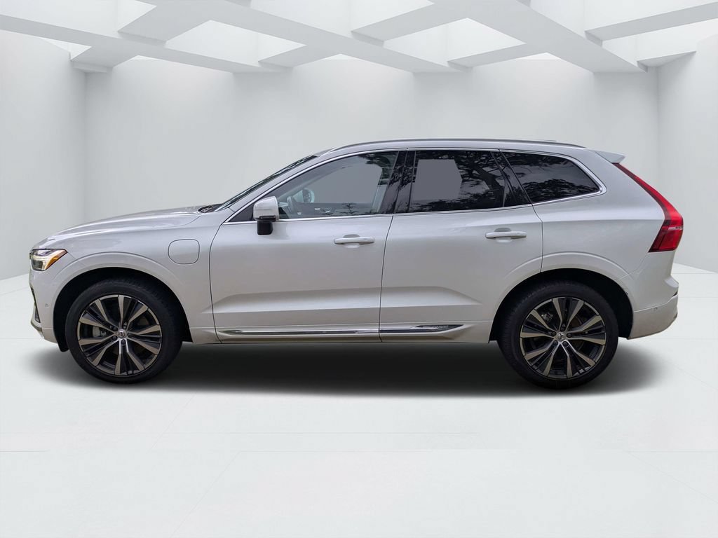 Used 2022 Volvo XC60 T8 Inscription Expression AWD/4WD image 6
