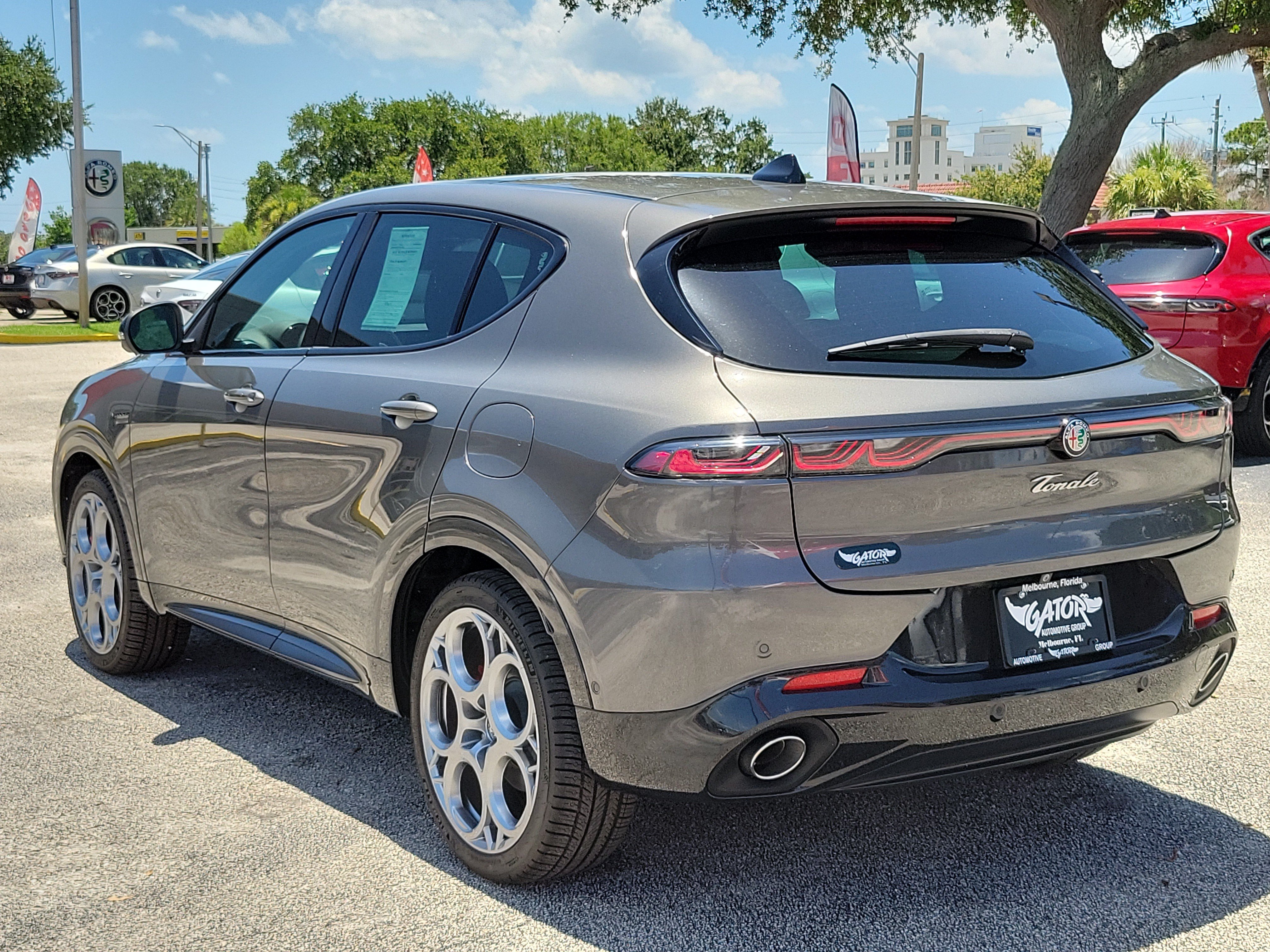 Used 2024 Alfa Romeo Tonale Ti AWD/4WD image 3