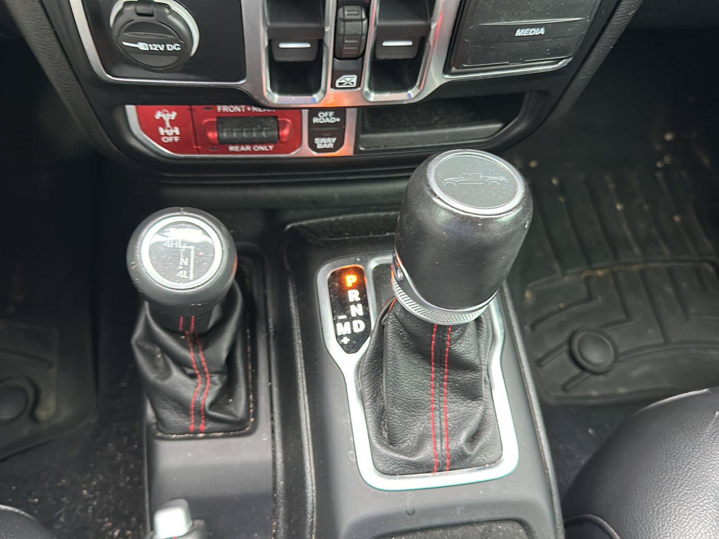 Used 2020 Jeep Gladiator Rubicon AWD/4WD image 22