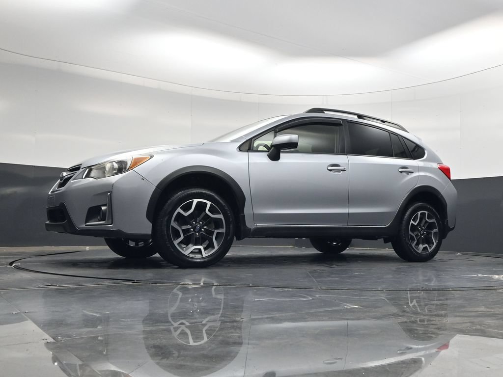 Used 2017 Subaru Crosstrek 2.0i Premium AWD/4WD image 31