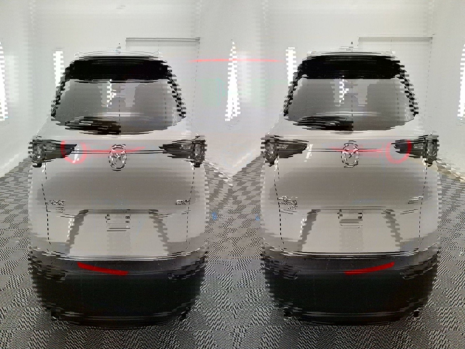 Used 2024 MAZDA CX-30 AWD 2.5 S w/ Premium Package image 23