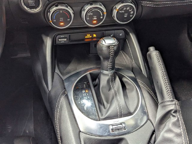Used 2025 MAZDA MX-5 Miata RF Grand Touring RWD image 13
