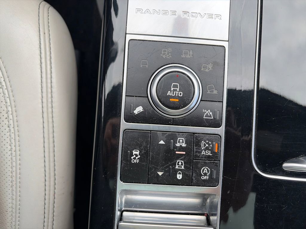 Used 2015 Land Rover Range Rover Autobiography AWD/4WD image 26