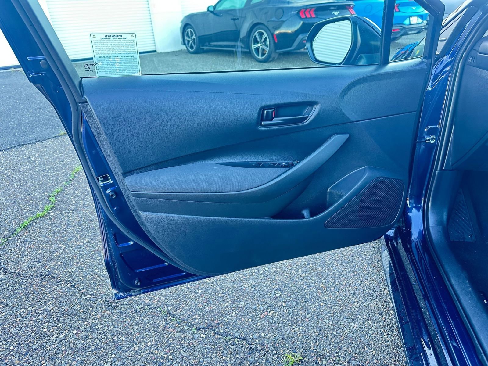 Used 2025 Toyota Corolla LE image 20