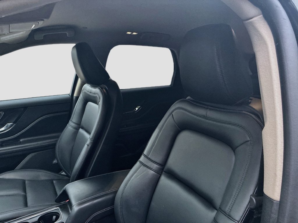 Used 2025 Lincoln Corsair AWD image 21