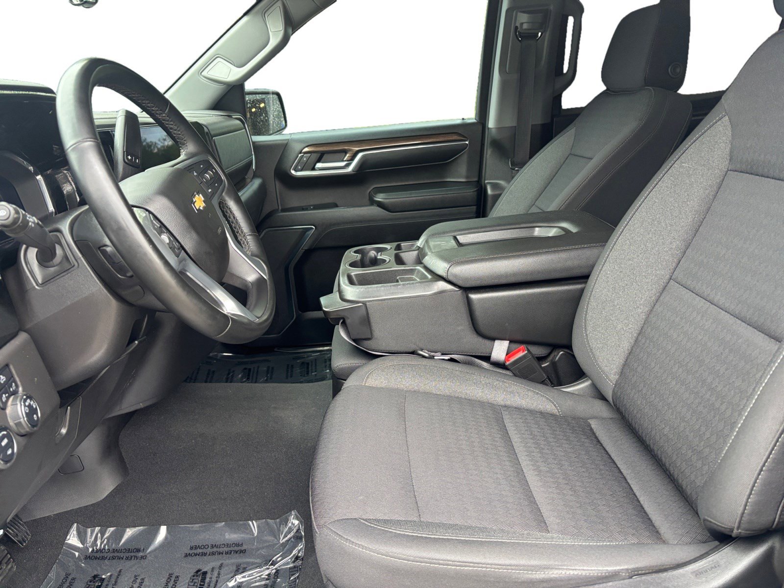 Used 2023 Chevrolet Silverado 1500 LT RWD image 9