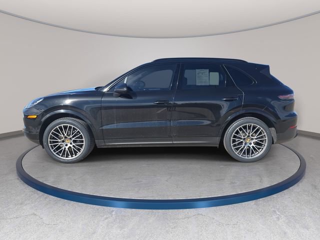 Used 2023 Porsche Cayenne Platinum Edition image 9