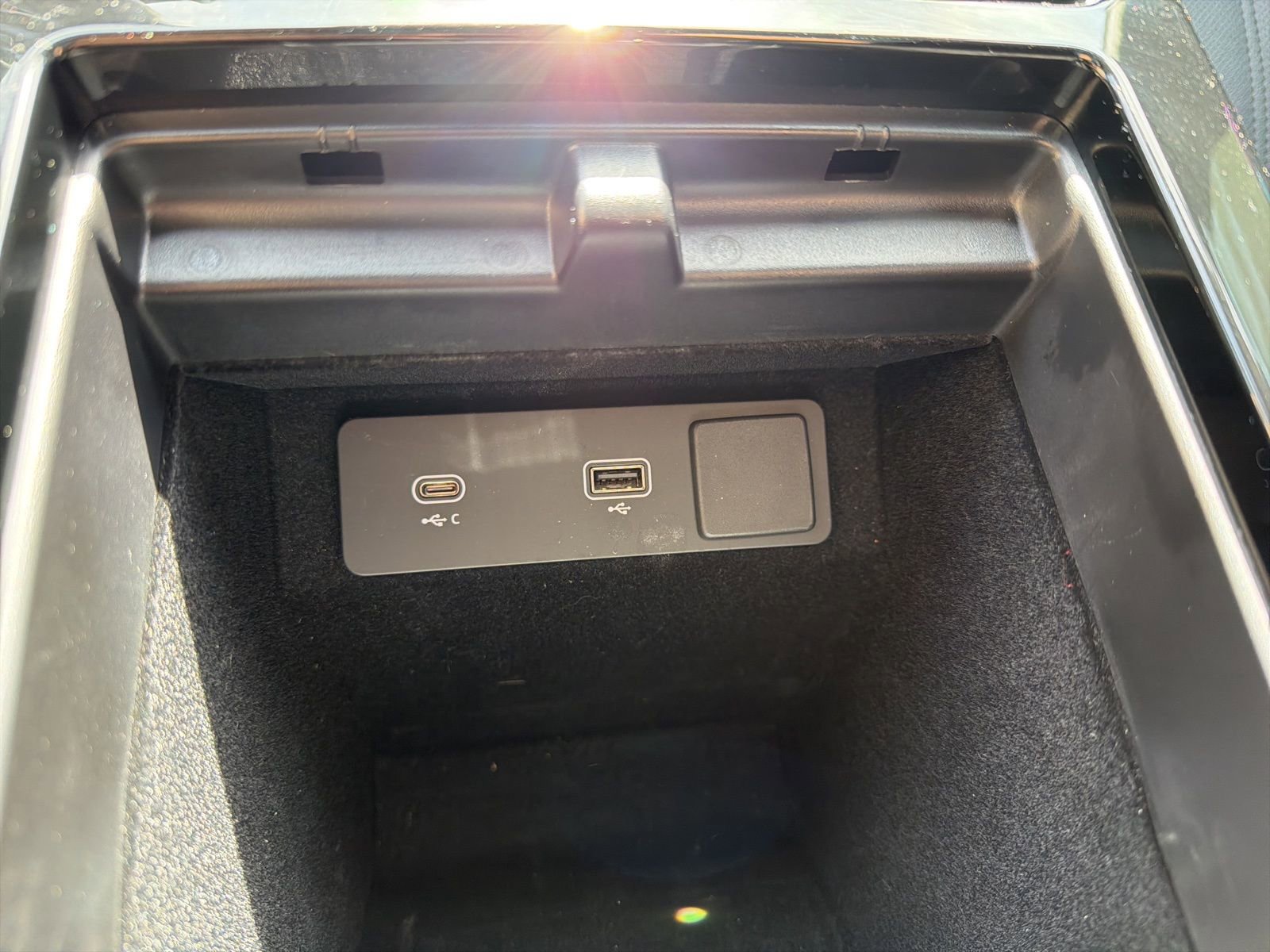 Used 2023 Land Rover Range Rover Evoque R-Dynamic SE image 56