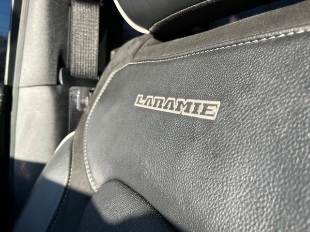 Used 2025 RAM 1500 Laramie image 18
