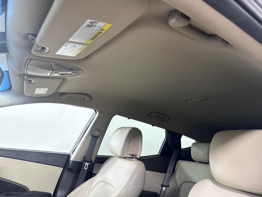 Used 2018 Hyundai Santa Fe Sport FWD image 27