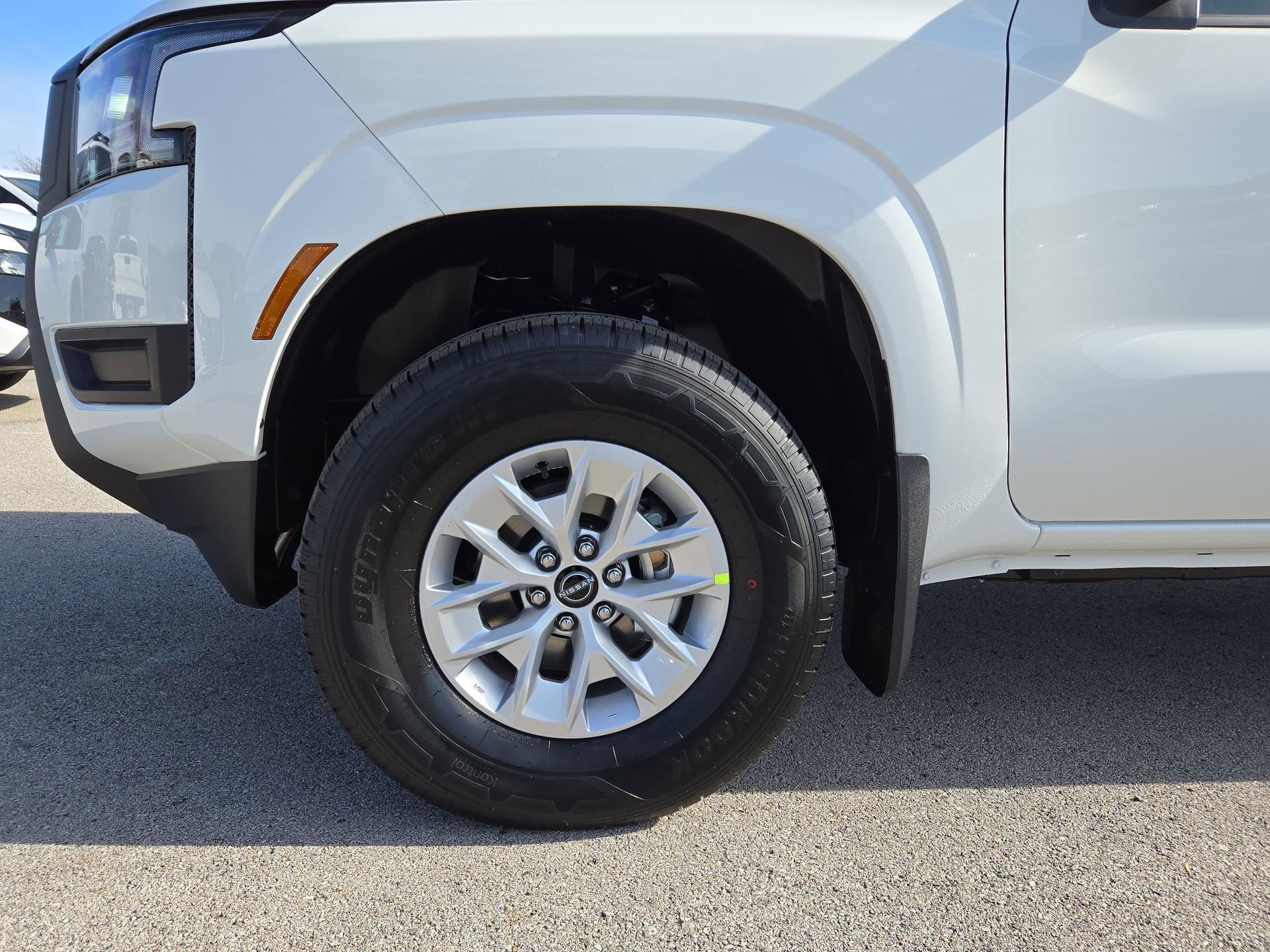 New 2026 Nissan Frontier S image 38