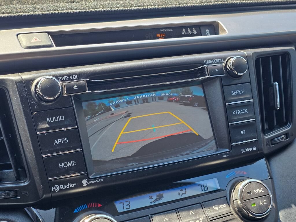 Used 2018 Toyota RAV4 XLE AWD/4WD image 25