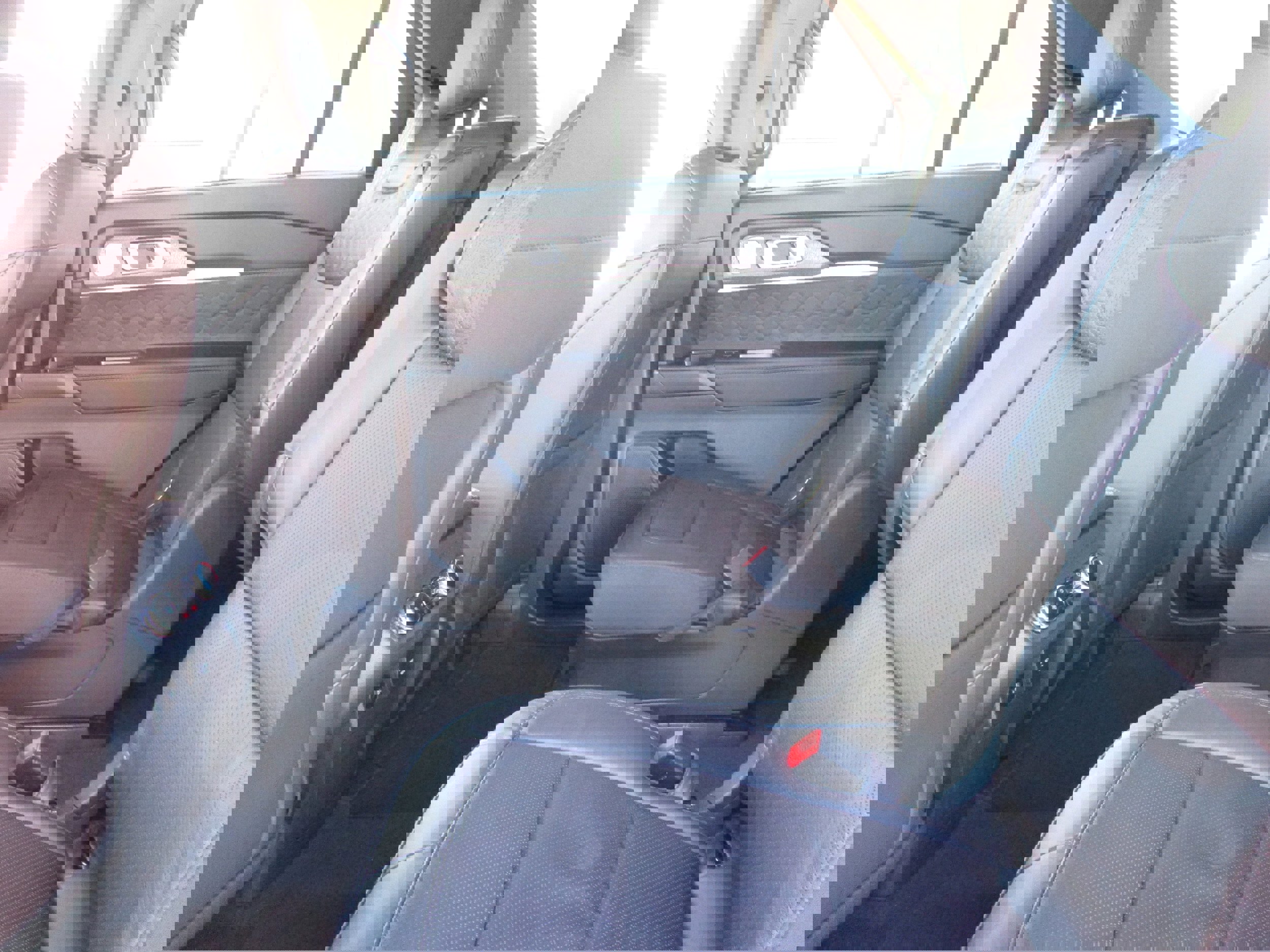 New 2026 Ford Explorer Platinum w/ LUX Leather Package image 36