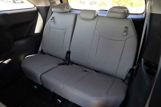 New 2025 Toyota Sienna XLE image 14