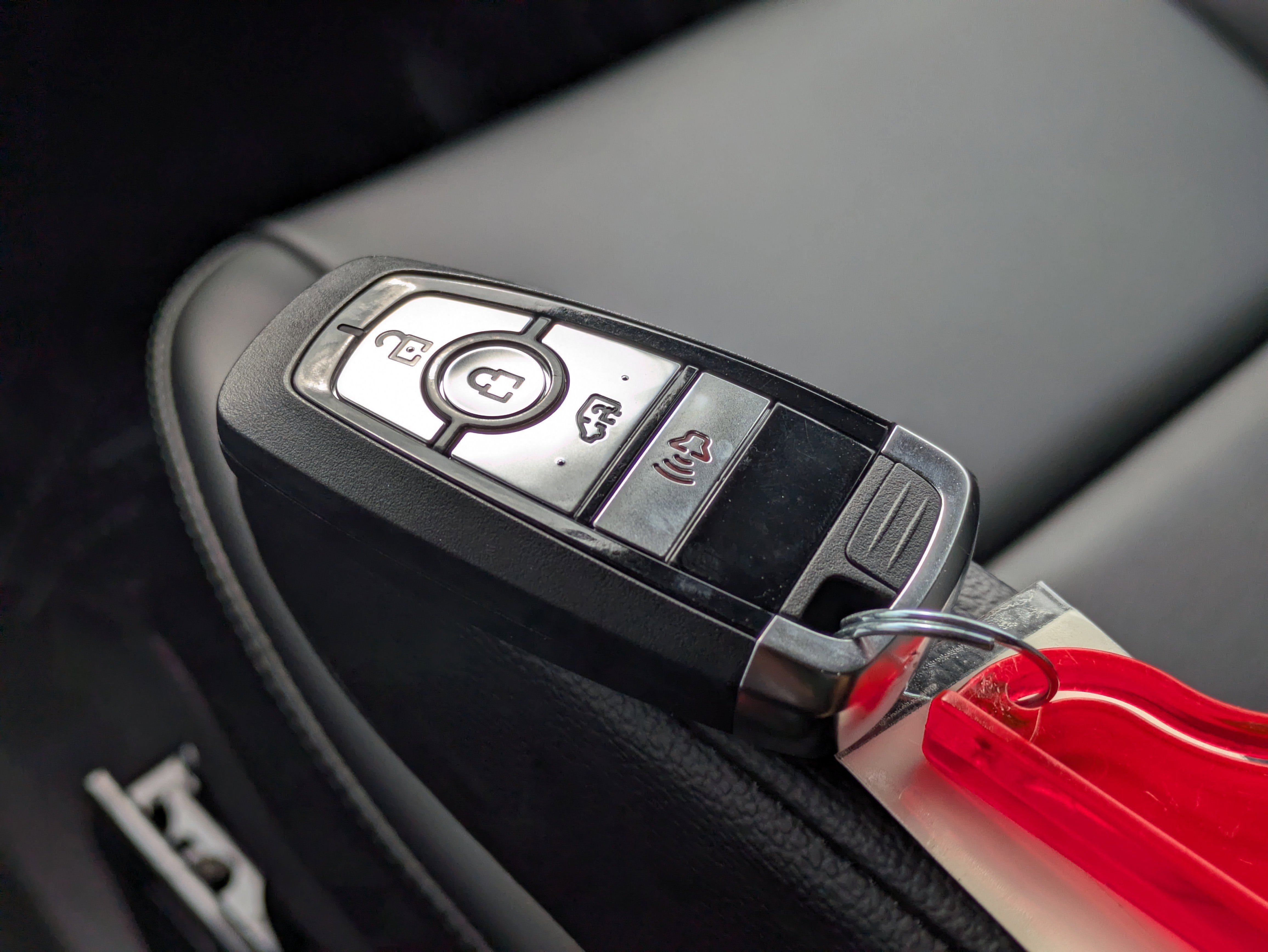 New 2026 Ford Transit 150 Low Roof RWD image 31