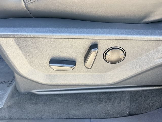 Used 2026 Ford Expedition Tremor AWD/4WD image 7