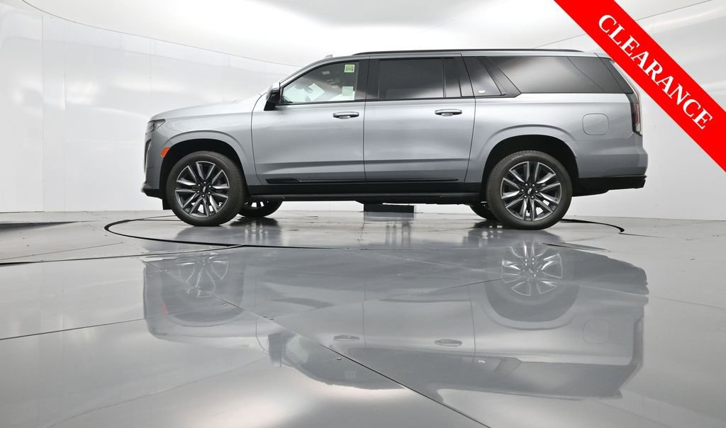 Used 2024 Cadillac Escalade ESV Sport w/ Heavy-Duty Trailer Package image 58