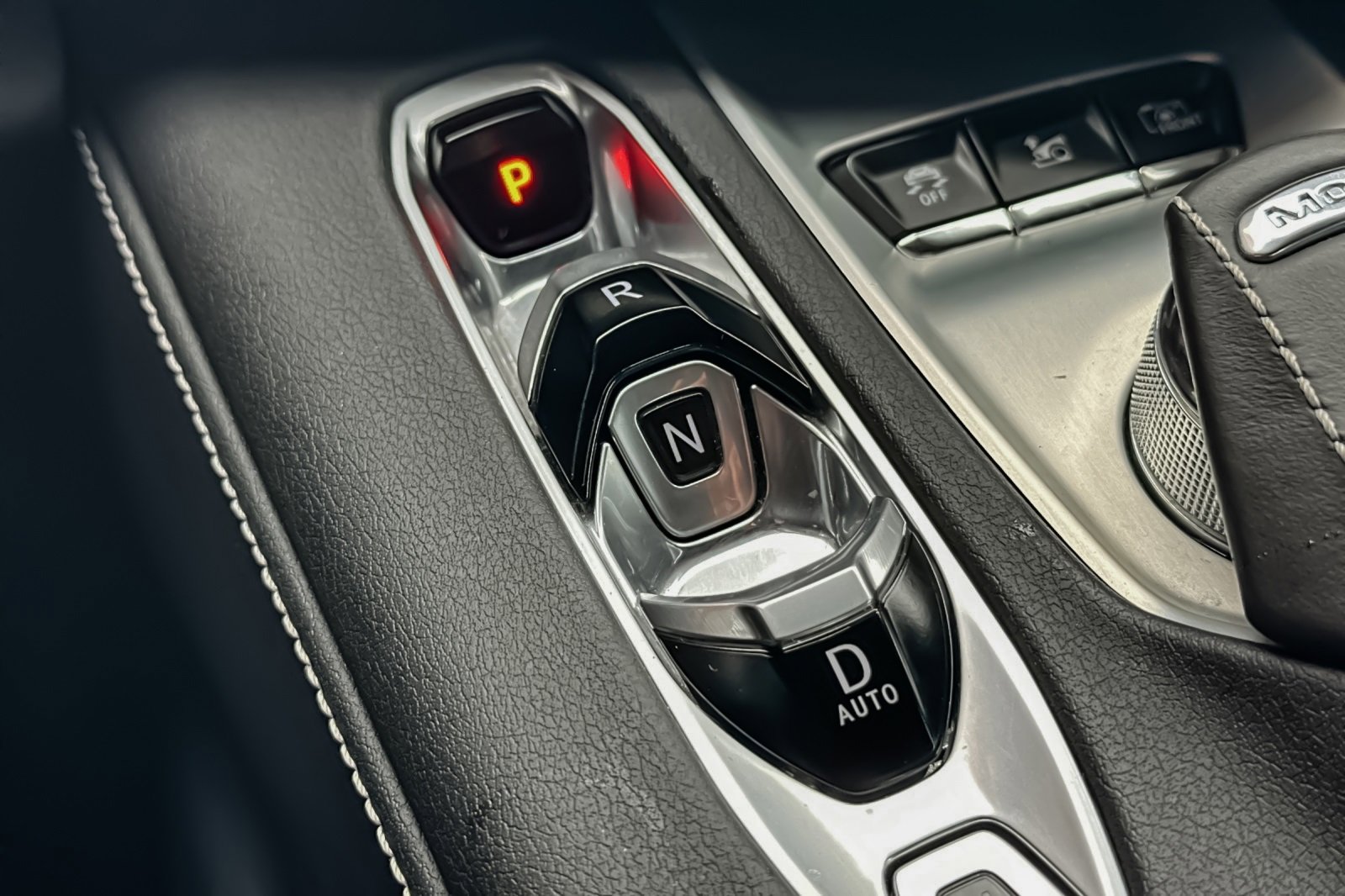 Used 2020 Chevrolet Corvette Stingray Preferred Cpe w/ 2LT Preferred Equipment Group image 16