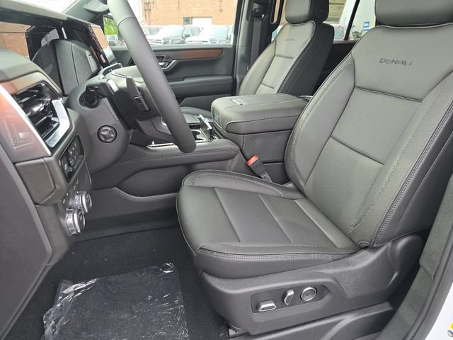 New 2026 GMC Yukon Denali AWD/4WD image 26