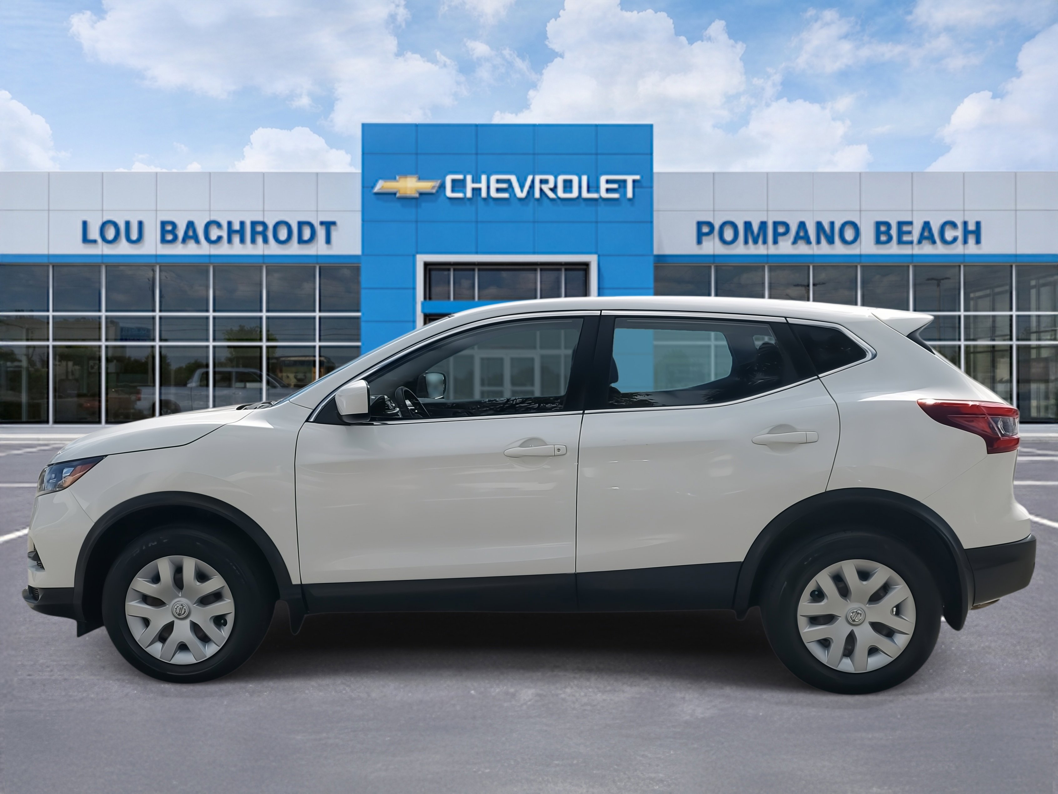 Used 2020 Nissan Rogue Sport S image 4