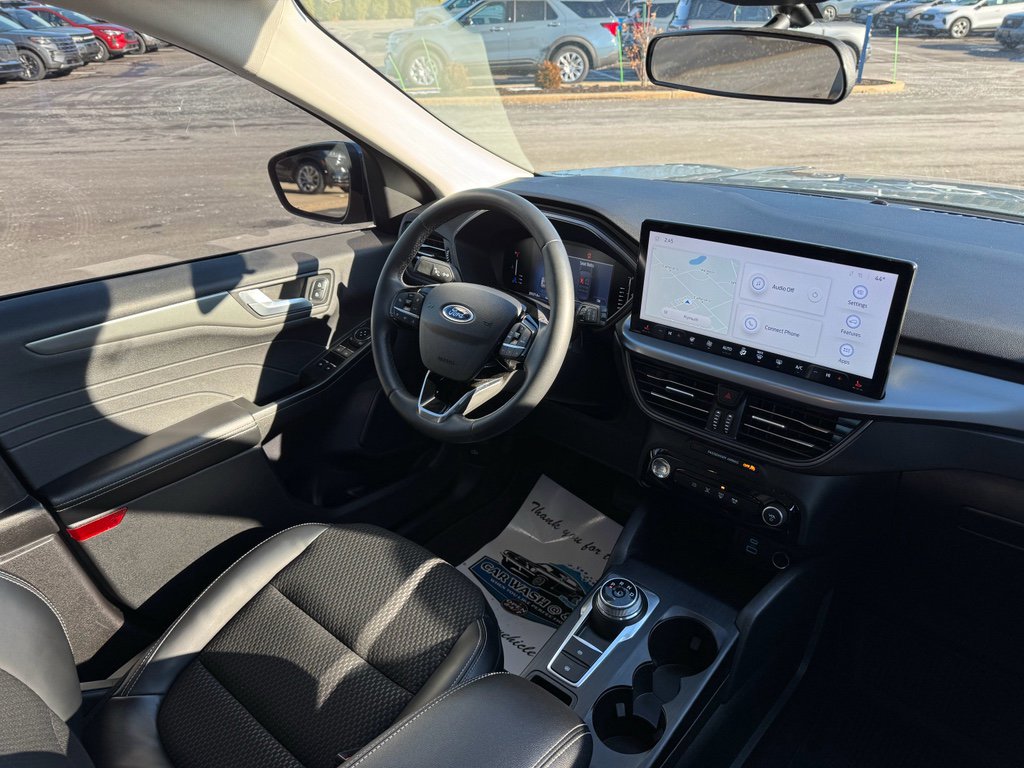 Used 2023 Ford Escape SE FWD image 19