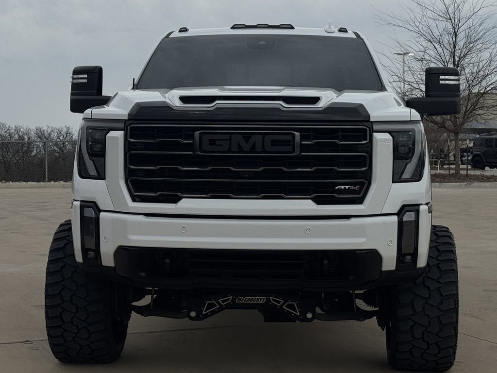 Used 2024 GMC Sierra 2500 AT4 w/ AT4 Preferred Package image 7