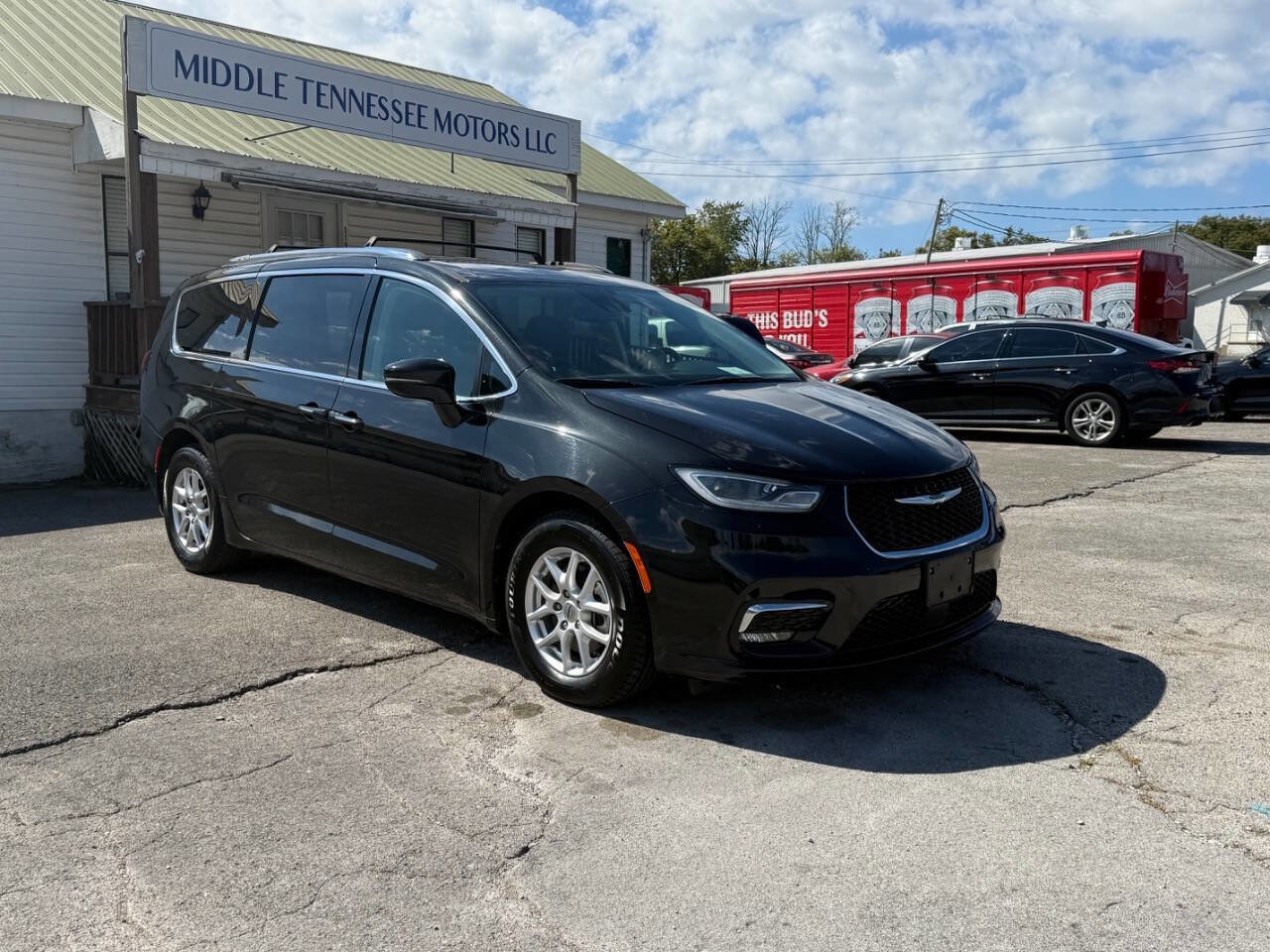 Used 2021 Chrysler Pacifica Touring-L image 28