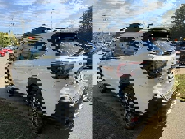 New 2025 Subaru Outback Limited image 8