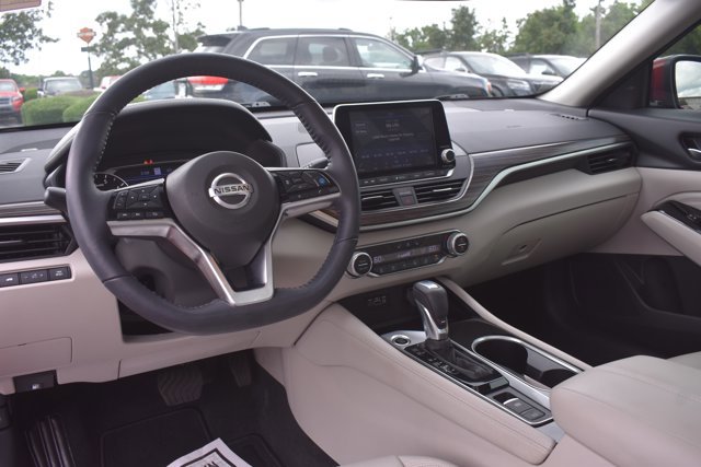 Used 2020 Nissan Altima 2.5 Platinum FWD image 19