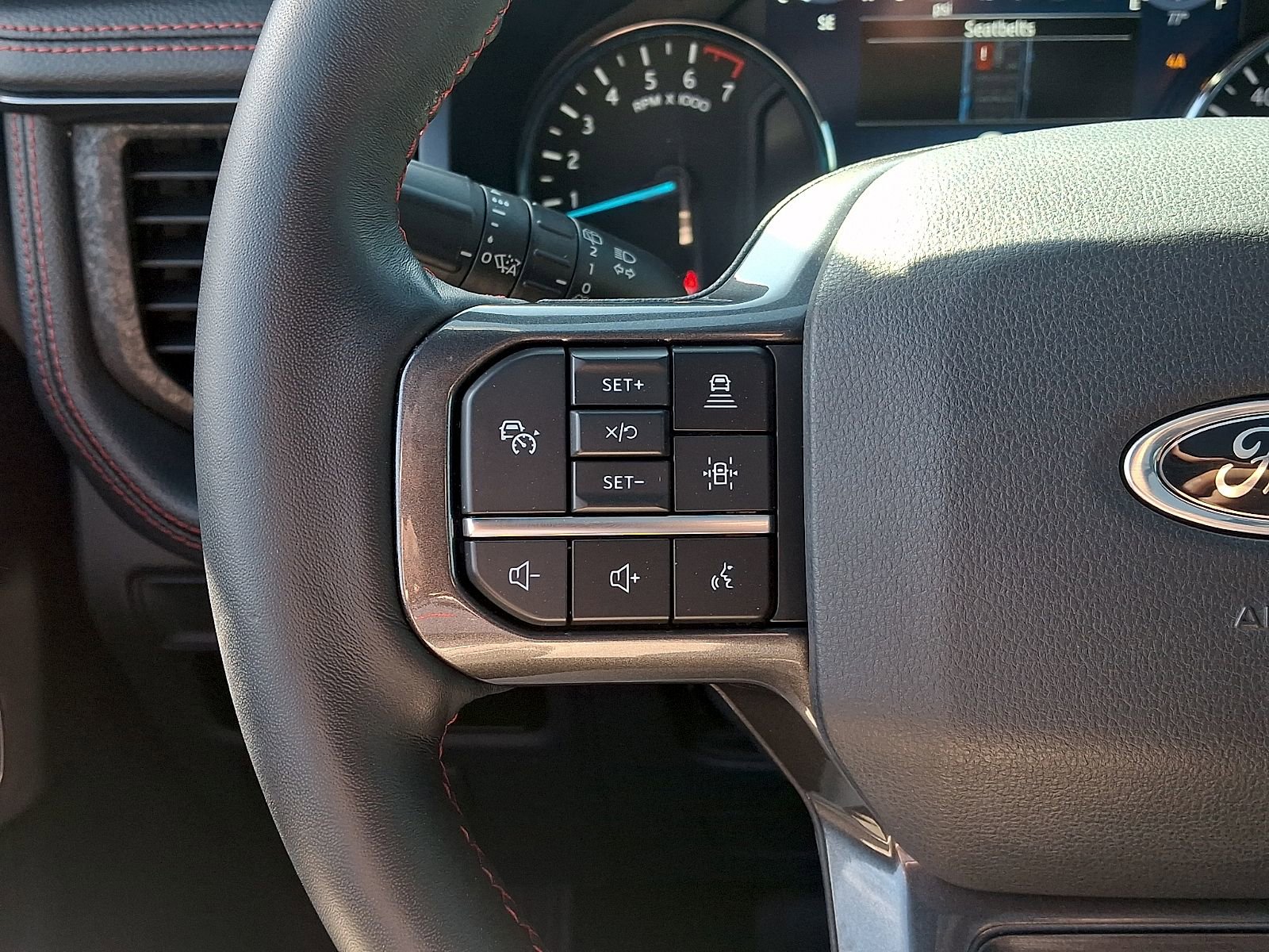 Used 2023 Ford Expedition Limited image 22