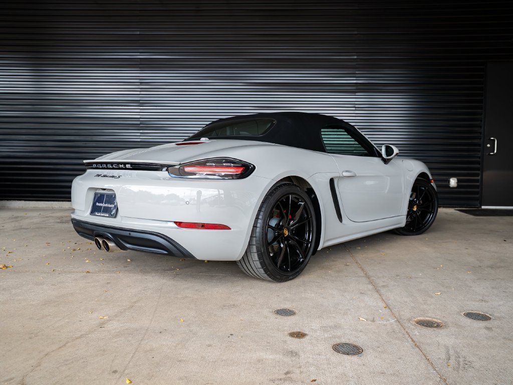 Certified 2025 Porsche 718 Boxster S RWD image 7