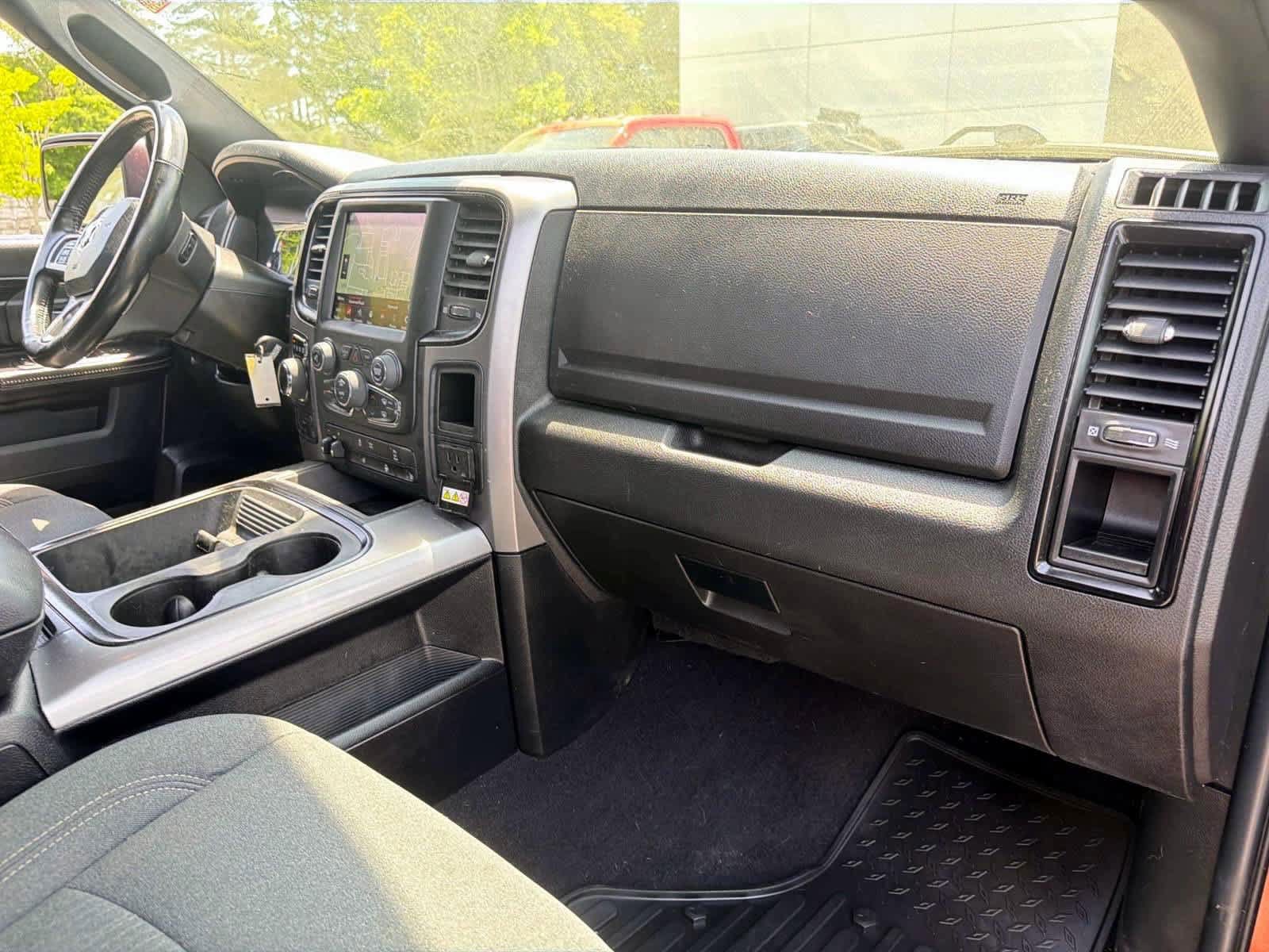 Used 2023 RAM 1500 Classic Warlock AWD/4WD image 9